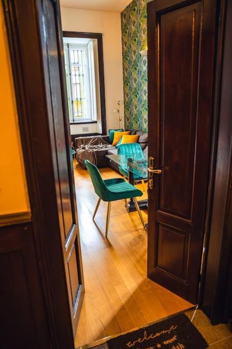 Апартаменти Casa N Арона Екстер'єр фото